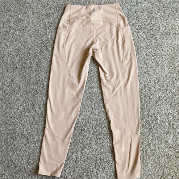 TILYOUCOLLAPSE Heart Booty Leggings - Picture 2 of 4